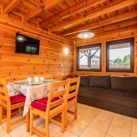 Sloneczny Zakatek * シュトゥトボ